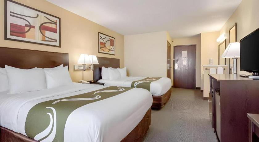 Quality Inn & Suites Арбор Экстерьер фото