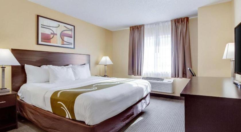 Quality Inn & Suites Арбор Экстерьер фото