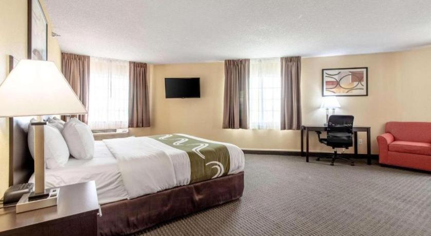 Quality Inn & Suites Арбор Экстерьер фото