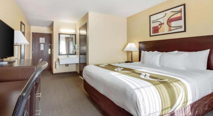Quality Inn & Suites Арбор Экстерьер фото